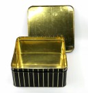 Kakeboks med rosemotiv thumbnail